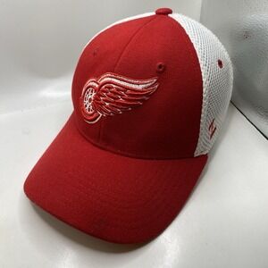 Detroit Redwings Hat Stretch Fitted Small Zephyr Red White Cleaned NHL VGC